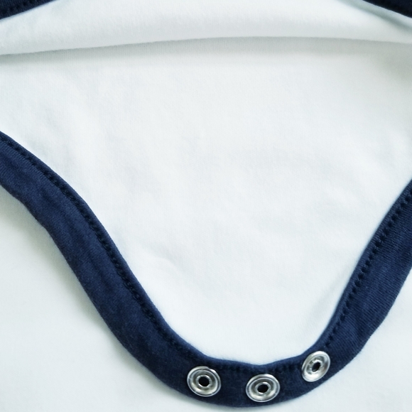 3/$25 Dressed to Drool Baby Boy Neck Tie Onesie Size 9 Months - Picture 6 of 9